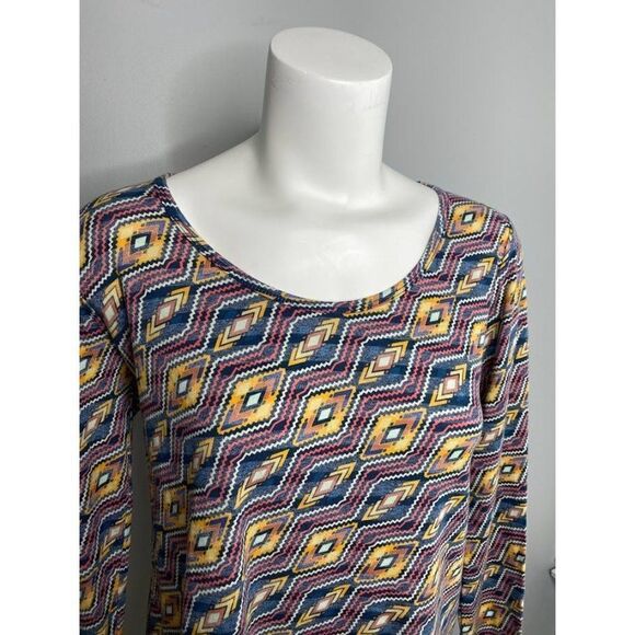 LuLaRoe Lynnae Multicolor Geometric Long Sleeve Top Sz Small NEW - Picture 2 of 9